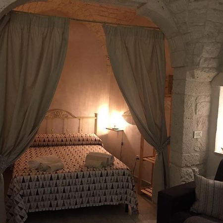 La Nicchia Di Paola Apartment Ostuni Luaran gambar