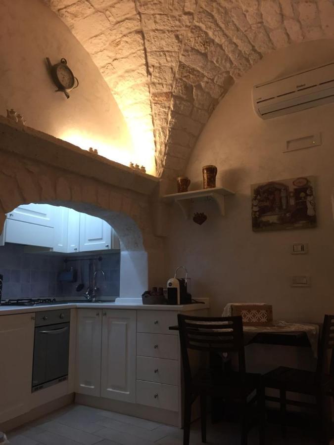 La Nicchia Di Paola Apartment Ostuni Luaran gambar