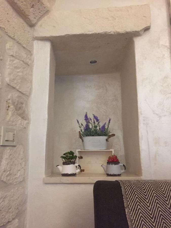 La Nicchia Di Paola Apartment Ostuni Luaran gambar