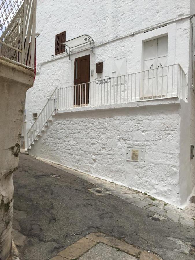La Nicchia Di Paola Apartment Ostuni Luaran gambar